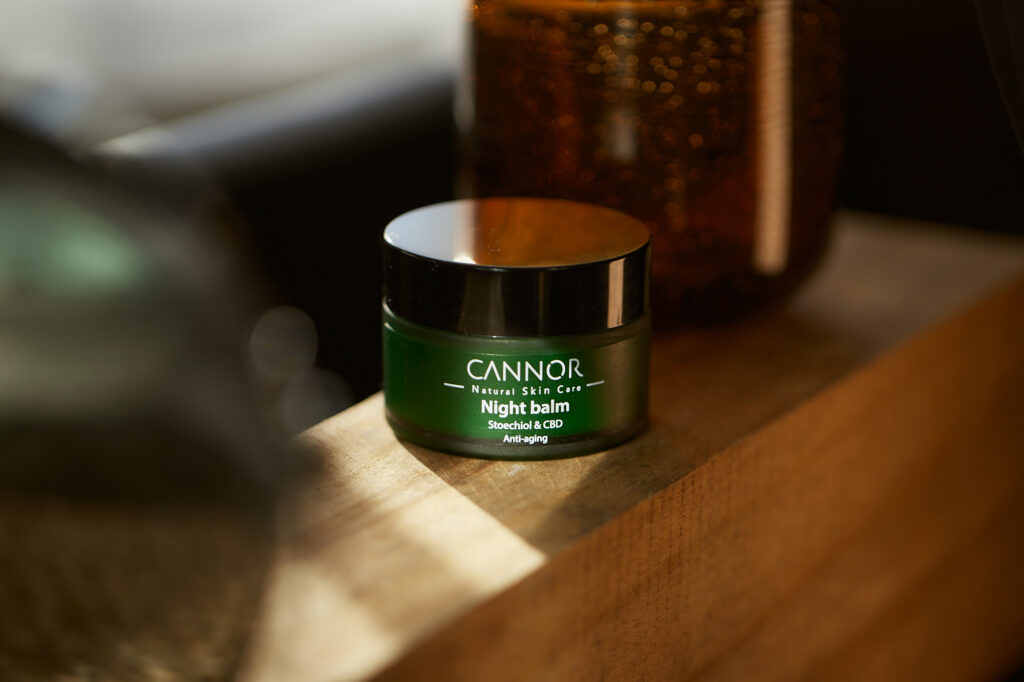 Přírodní botox. 3 důvody, proč by vaše plěť měla poznat stoechiol