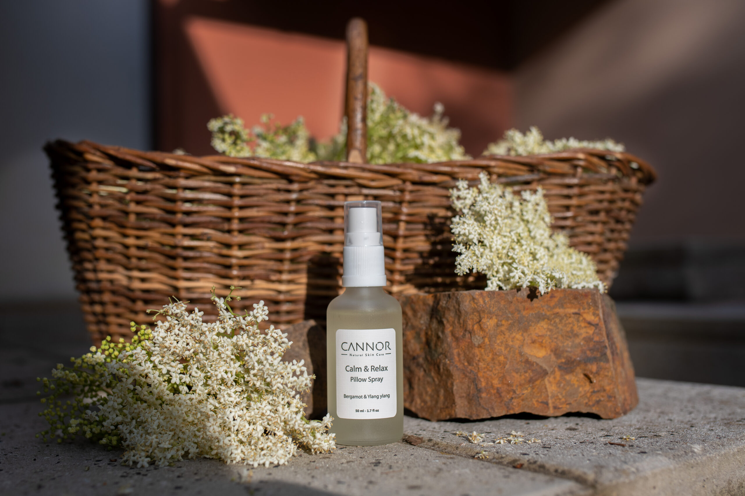 Pillow spray, relax spray Cannor, bergamot, lavender, ylang ylang, interior parfume, natural scent Praha Pillow spray, relax spray Cannor, bergamot, lavender, ylang ylang, interior parfume, natural scent Praha