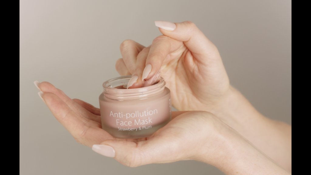 Vrstvení produktů – jak maximalizovat účinky pleťové péče