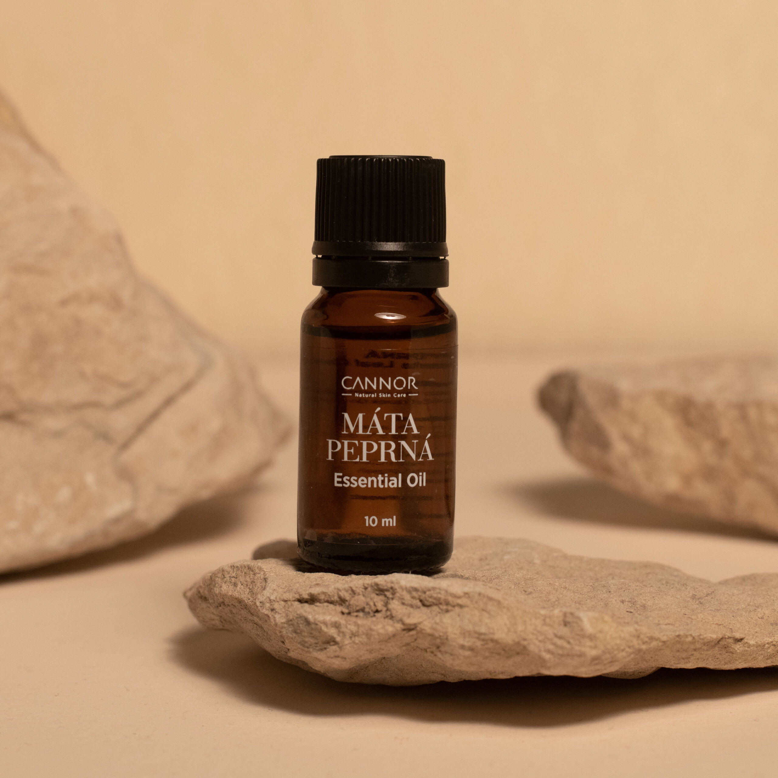 Mentha Piperita Leaf Oil, Esenciální olej máta peprná, Máta peprná, 100% přírodní éterický olej Cannor, Mentha Piperita Leaf Oil, Esenciální olej máta peprná, Máta peprná, 100% přírodní éterický olej Cannor,